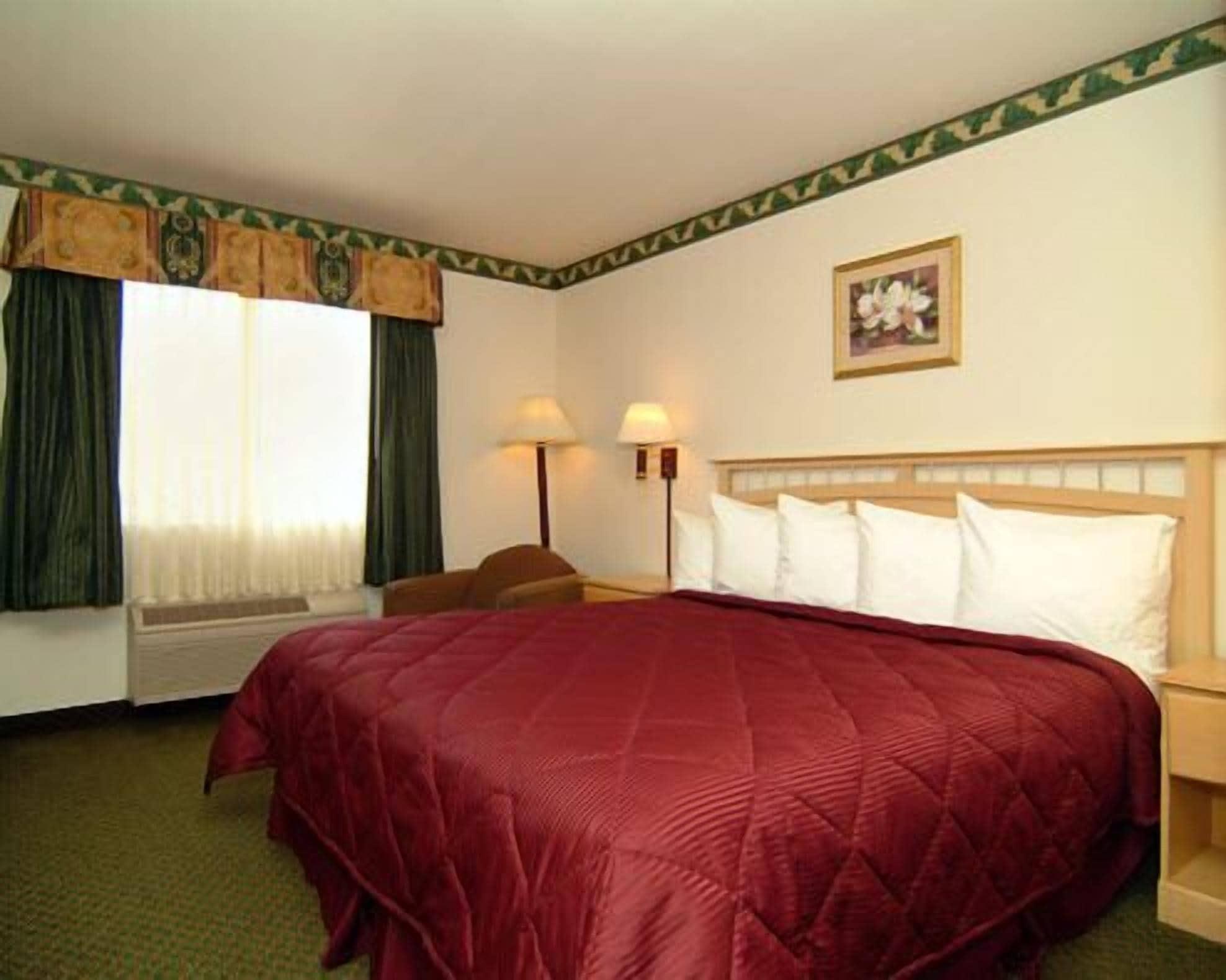 סן לואיס אוביספו Lamplighter Inn & Suites מראה חיצוני תמונה